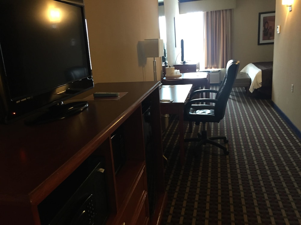 Best Western Fort Washington Inn 65/69
