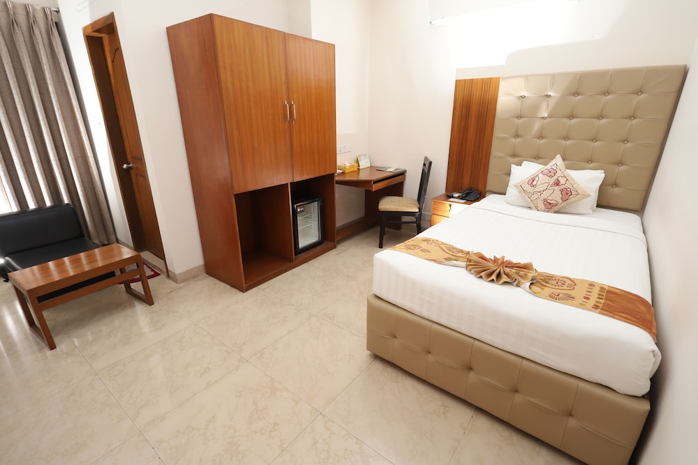 Dhaka Golden Inn 17/48