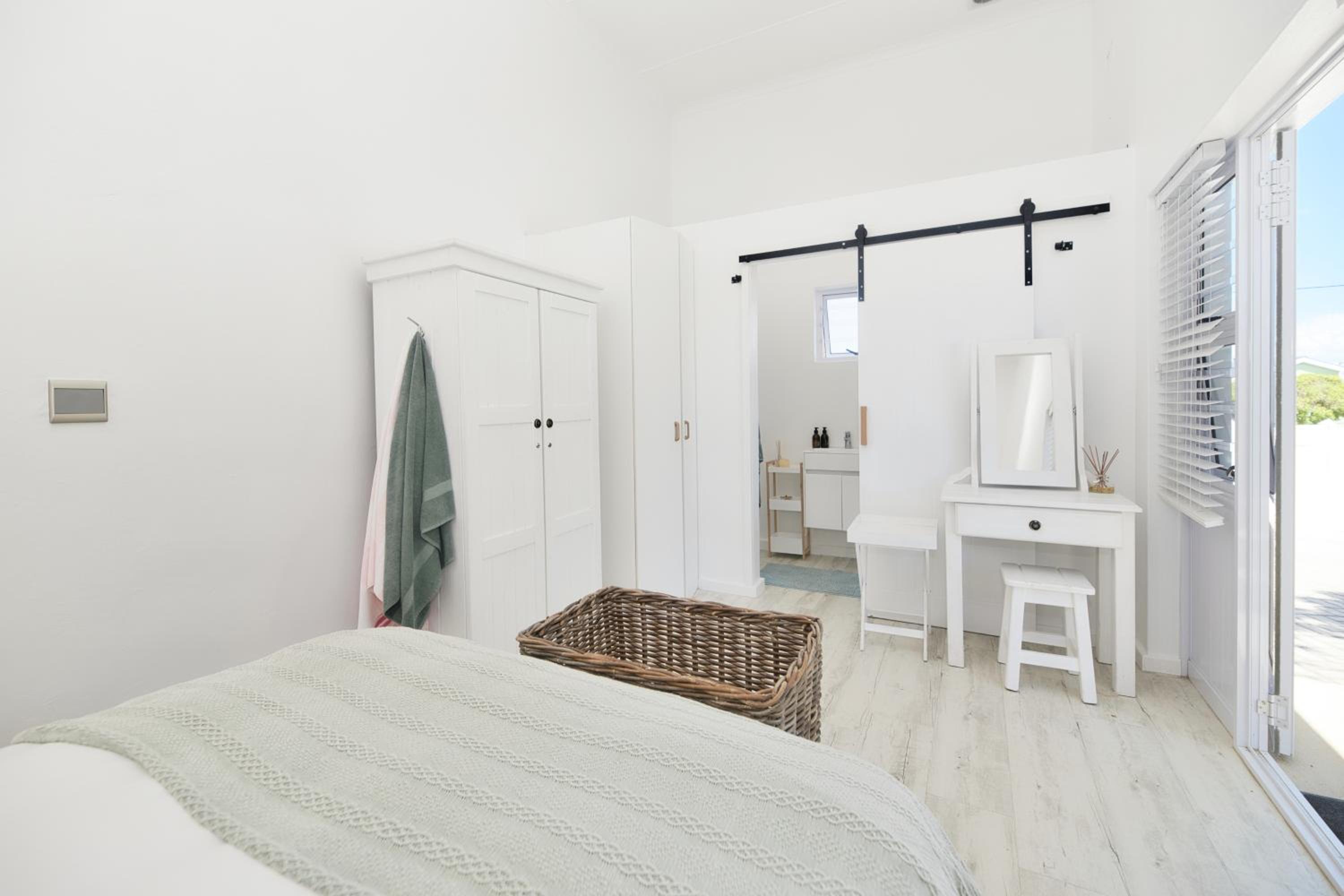 32 Blouvin Street 10/32
