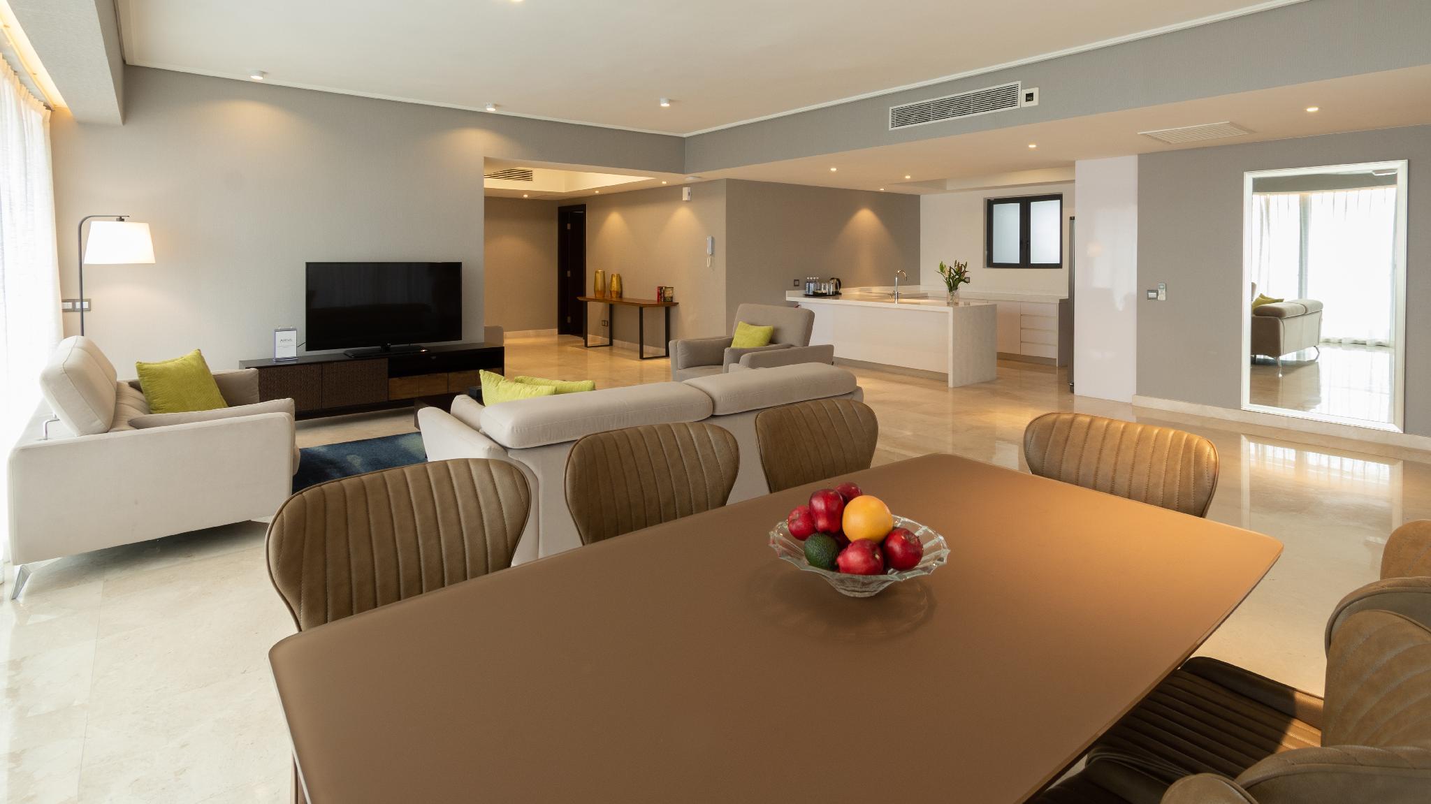 4 Bedroom Executive