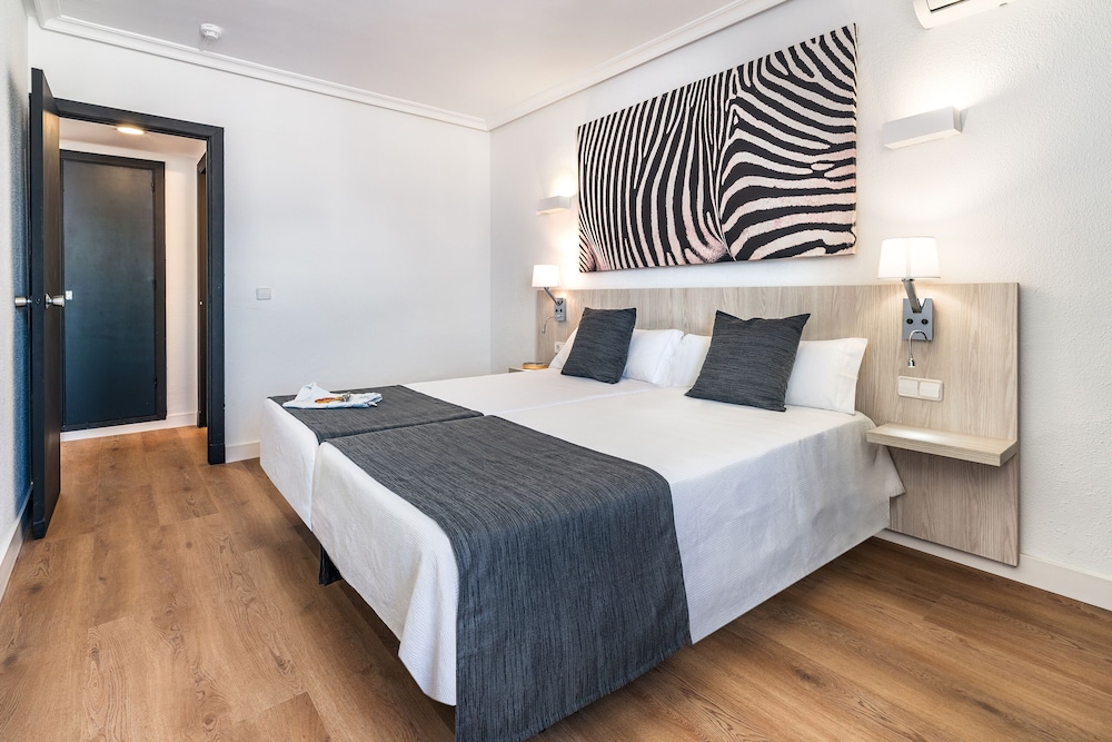 Apartamentos Vibra Tivoli 33/67