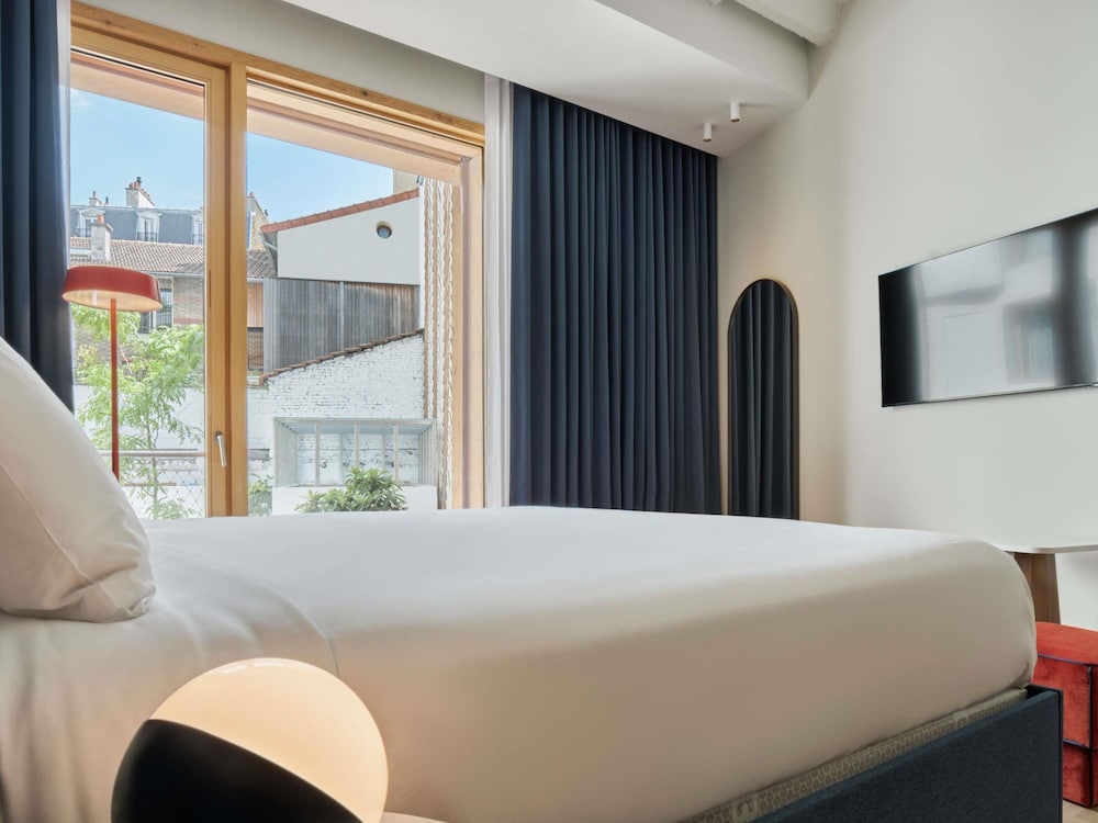 TRIBE Paris Pantin 13/50