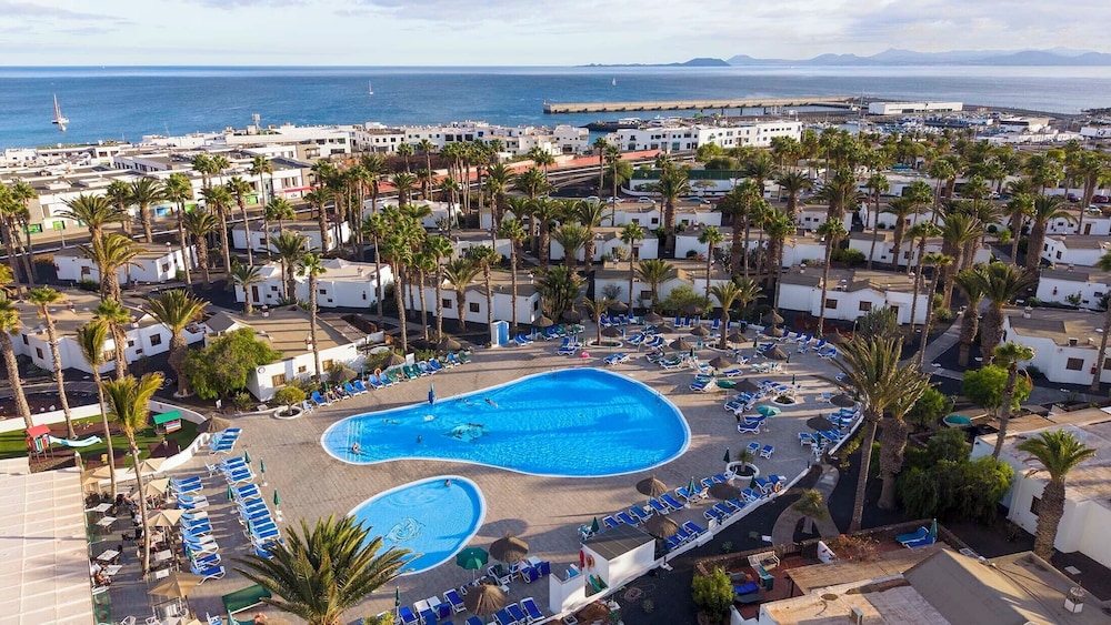 Ona Las Brisas 59/65