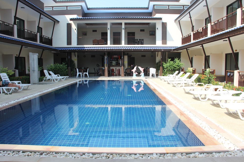Phangan Island View Hotel 16/63