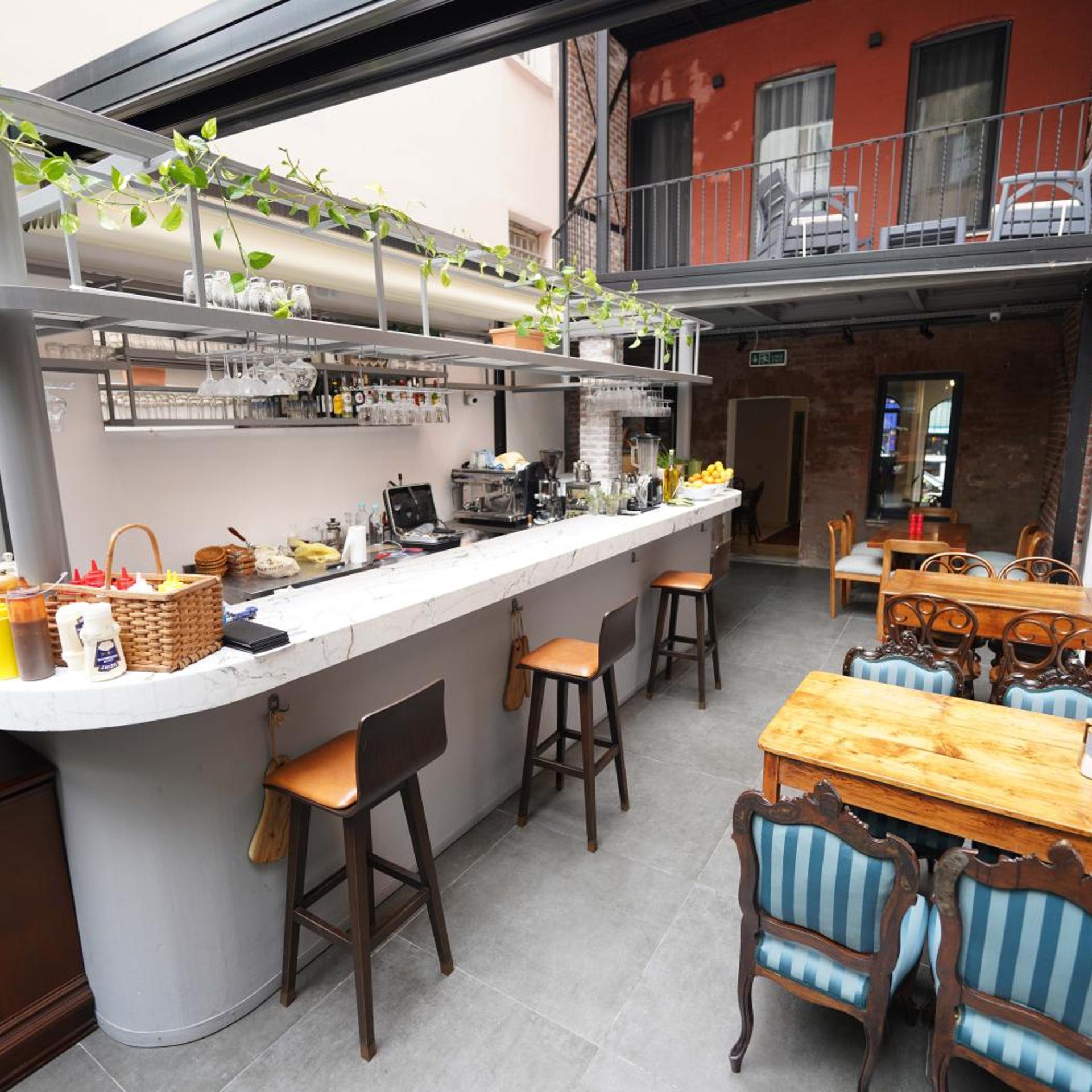 Monev Istanbul 34/48