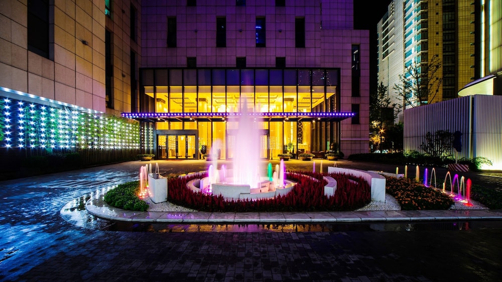 Paramount Gallery Hotel Shanghai 3/50