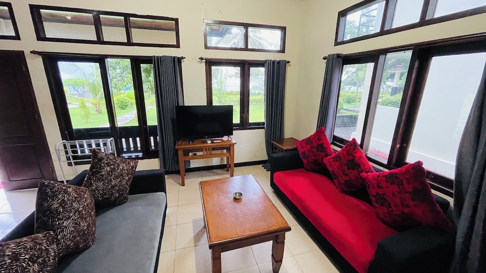 Aman Gati Hotel Lakey 30/50