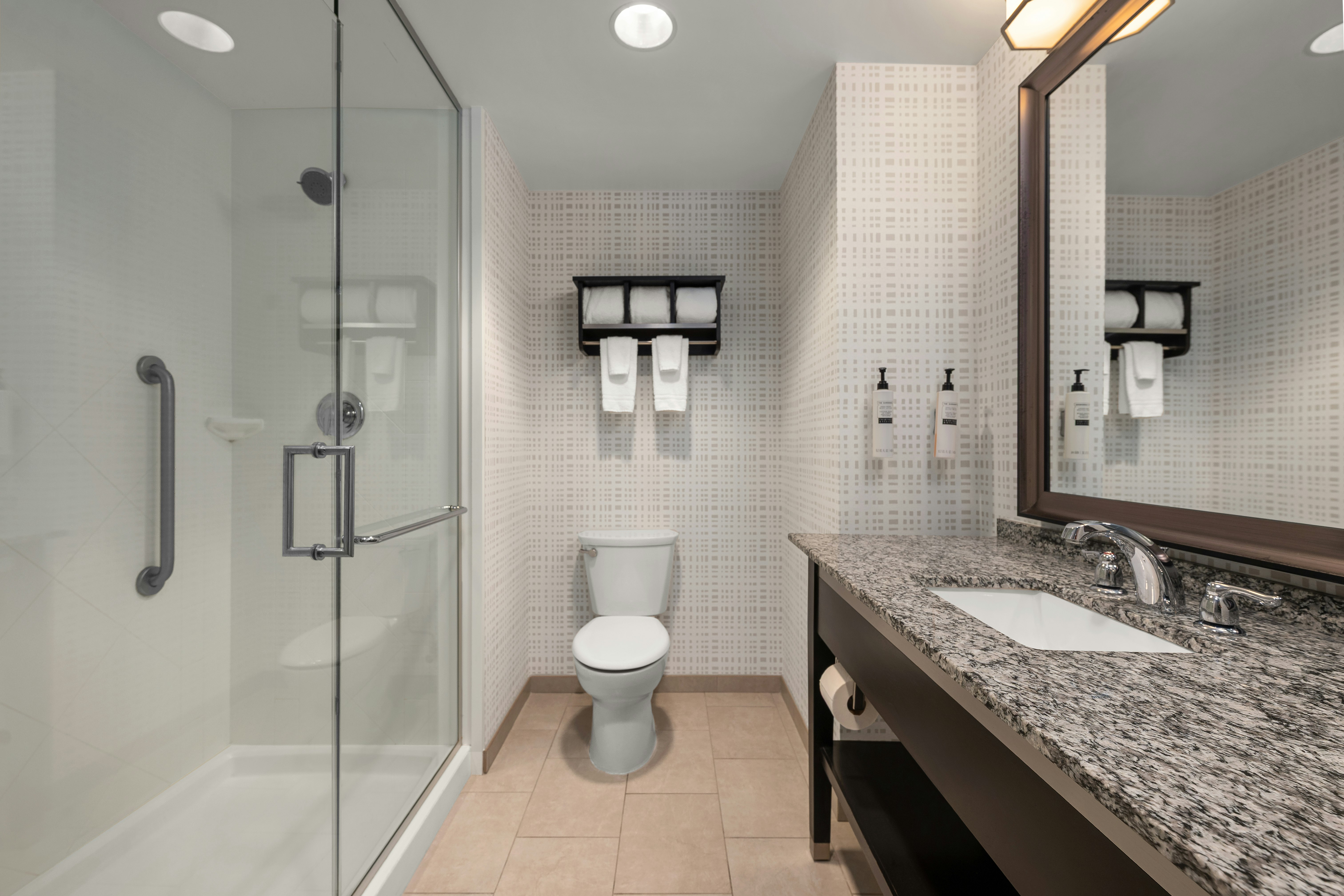 استوديو بسرير كينج لذوي الإعاقة، Hampton Inn Suites Cincinnati Downtown 4/7