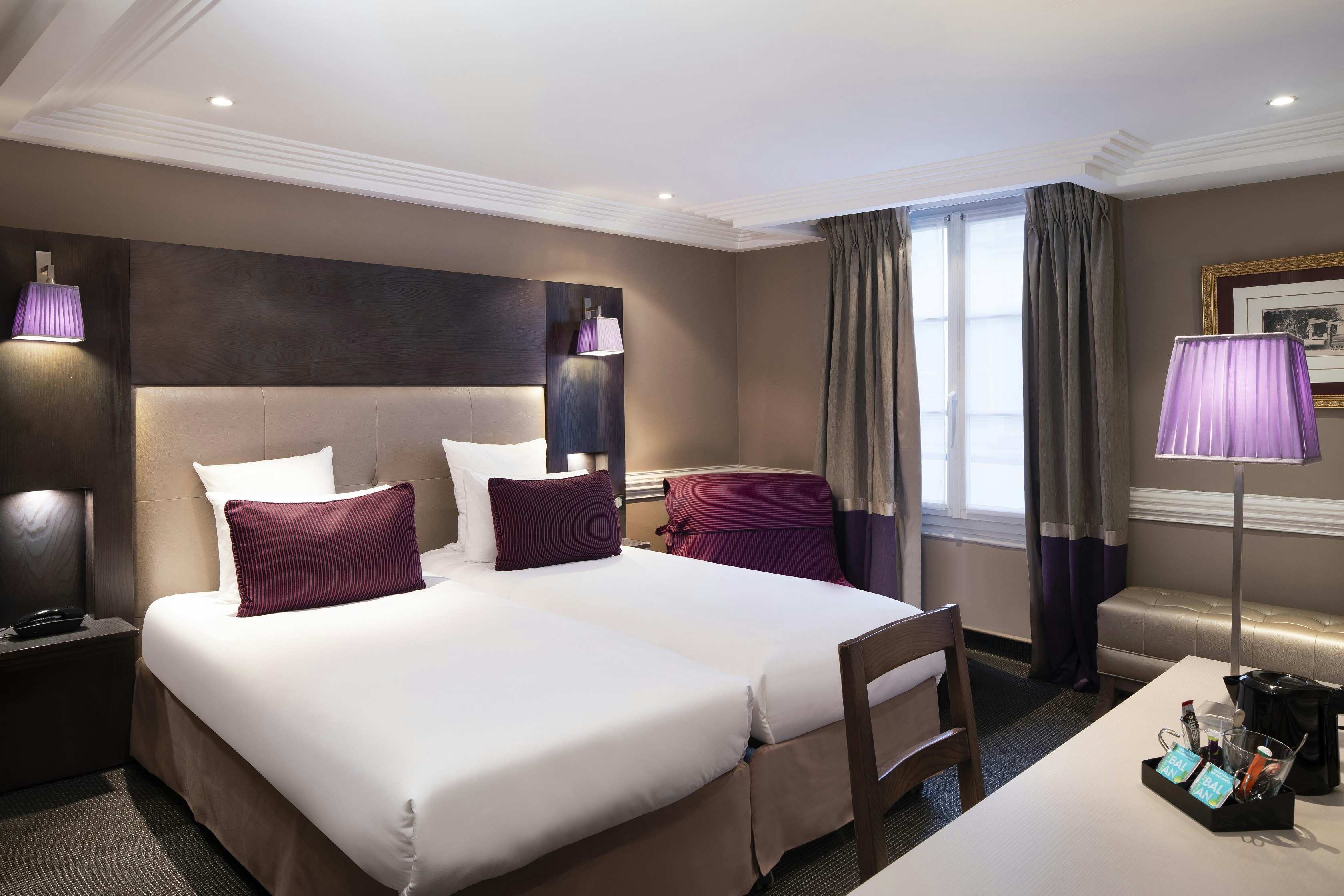 Elysees Hotel 7/40