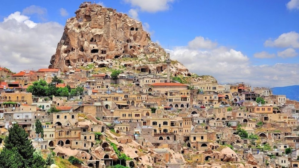 Alice in Cappadocia 40/46