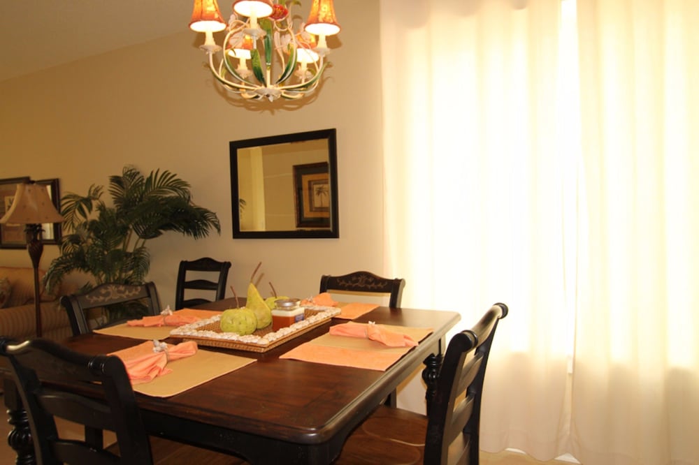 Grand Panama Beach Resort by Emerald View Resorts 76/77