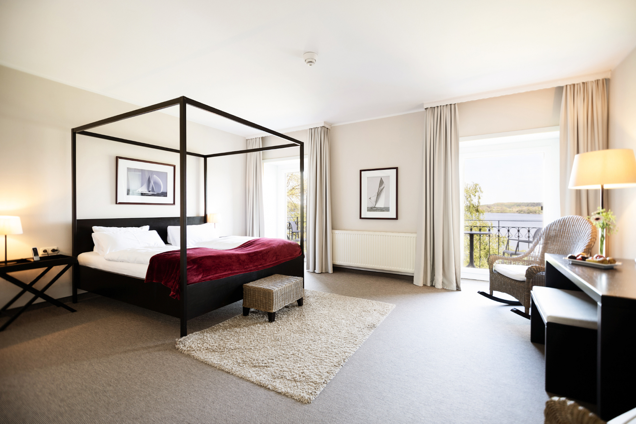 Standard, Double Bed, Lake View, French Balcony