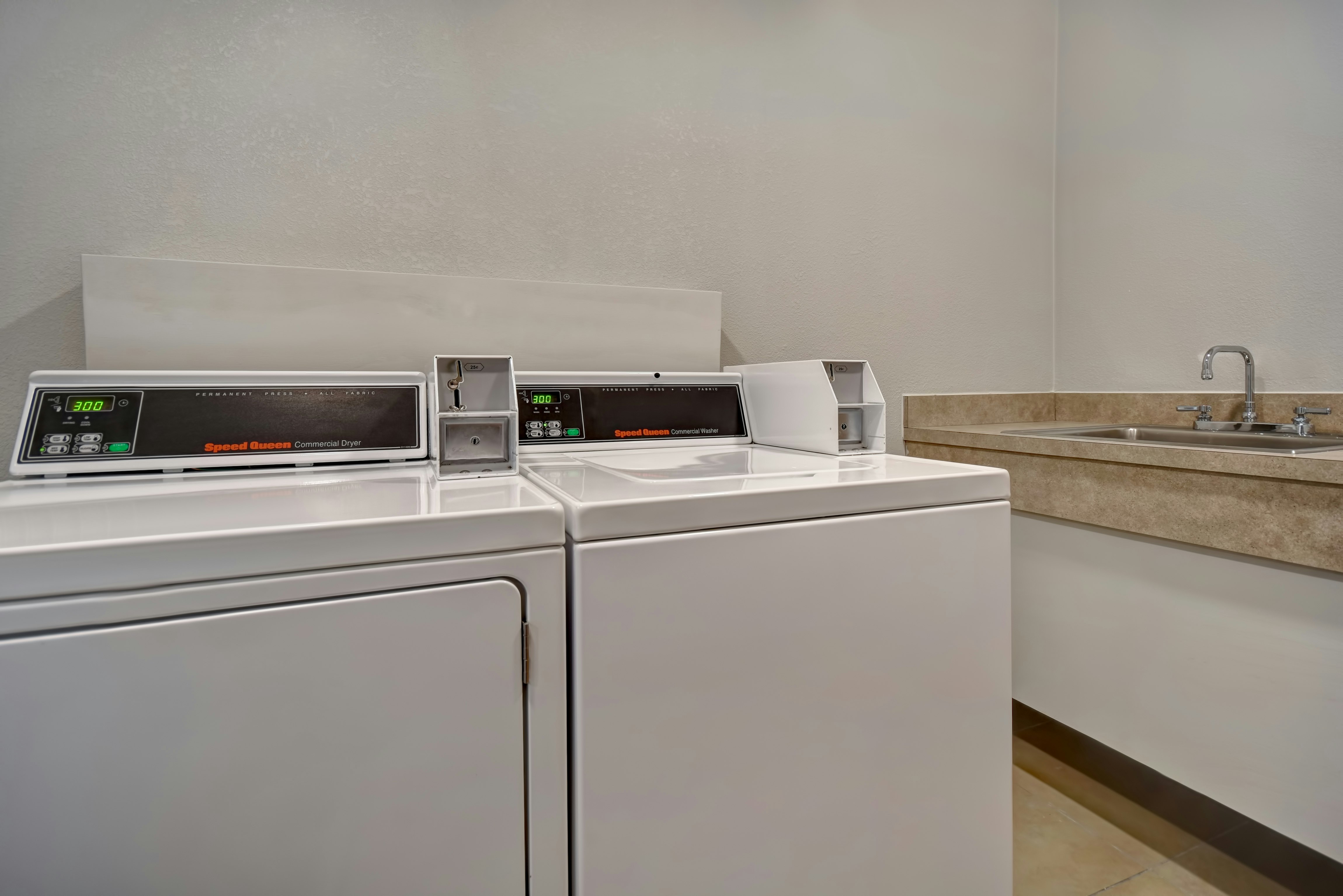 Hampton Inn Potomac Mills Woodbridge 17/53