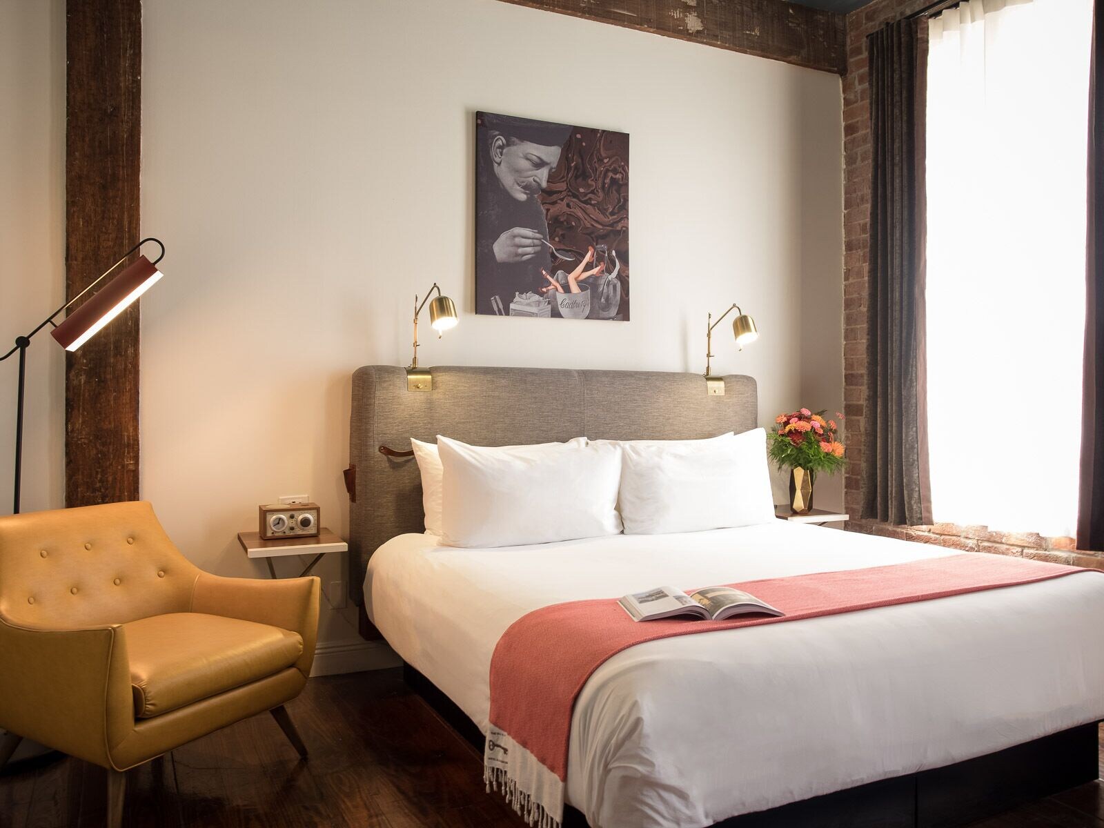 GRAND, QUEEN BED