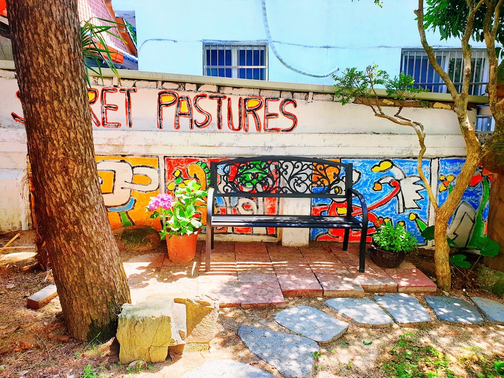 Gallery Family Hotel 39/49