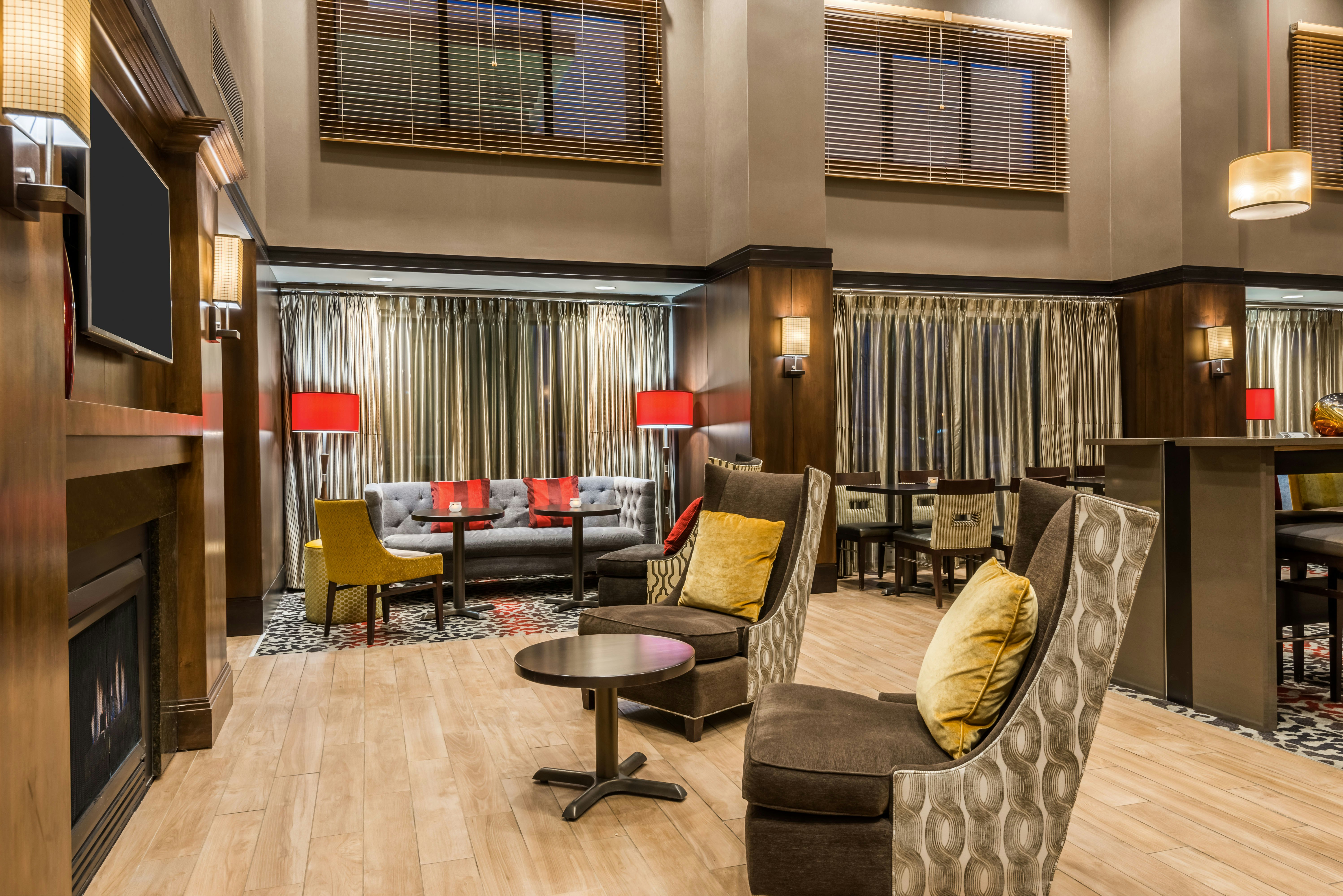 Hampton Inn Suites Columbus Polaris 29/35