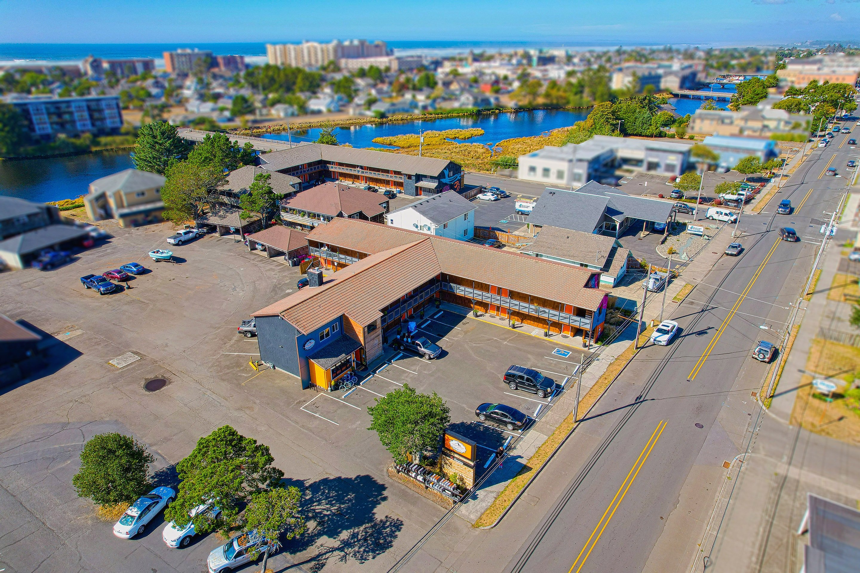 Coast River Inn by OYO Seaside 30/38