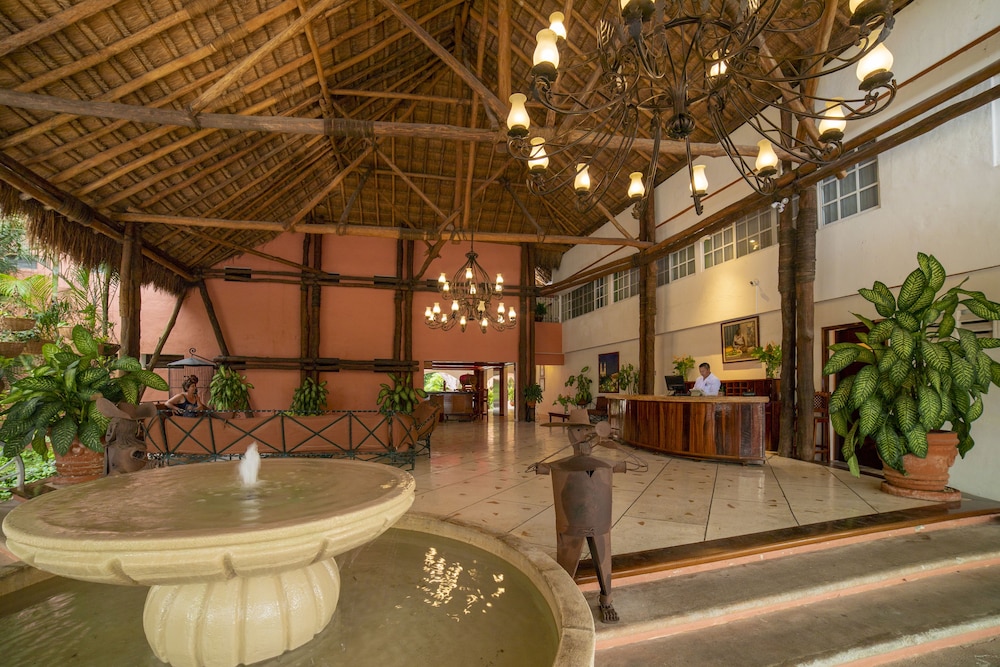 Chichen Itza Hotel 5/28