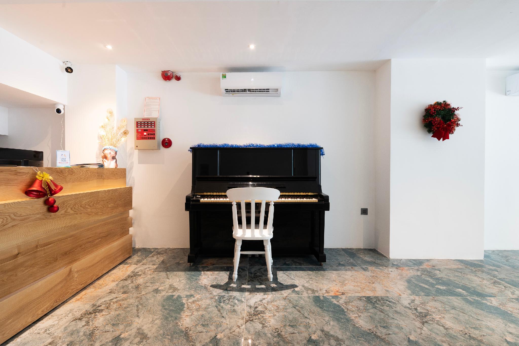 Haven Hut Hotel 44/50