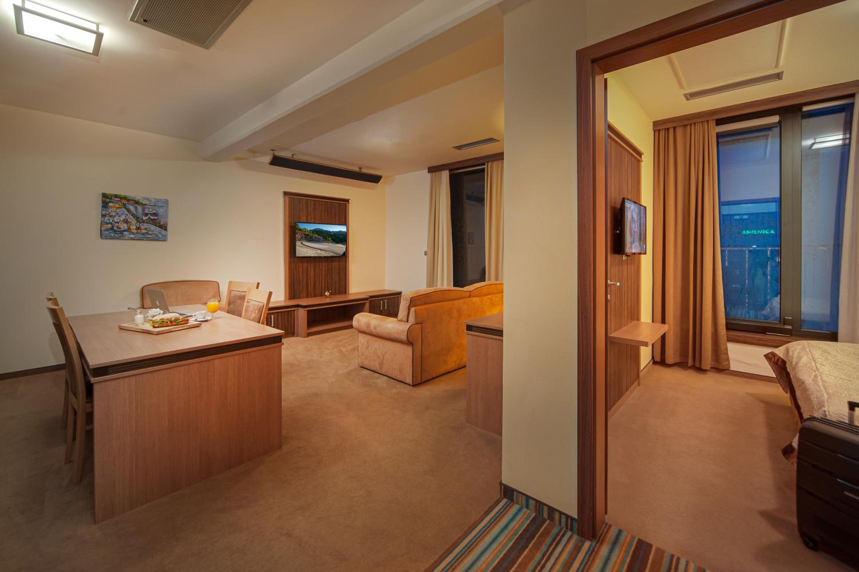 Hotel Kras 21/61