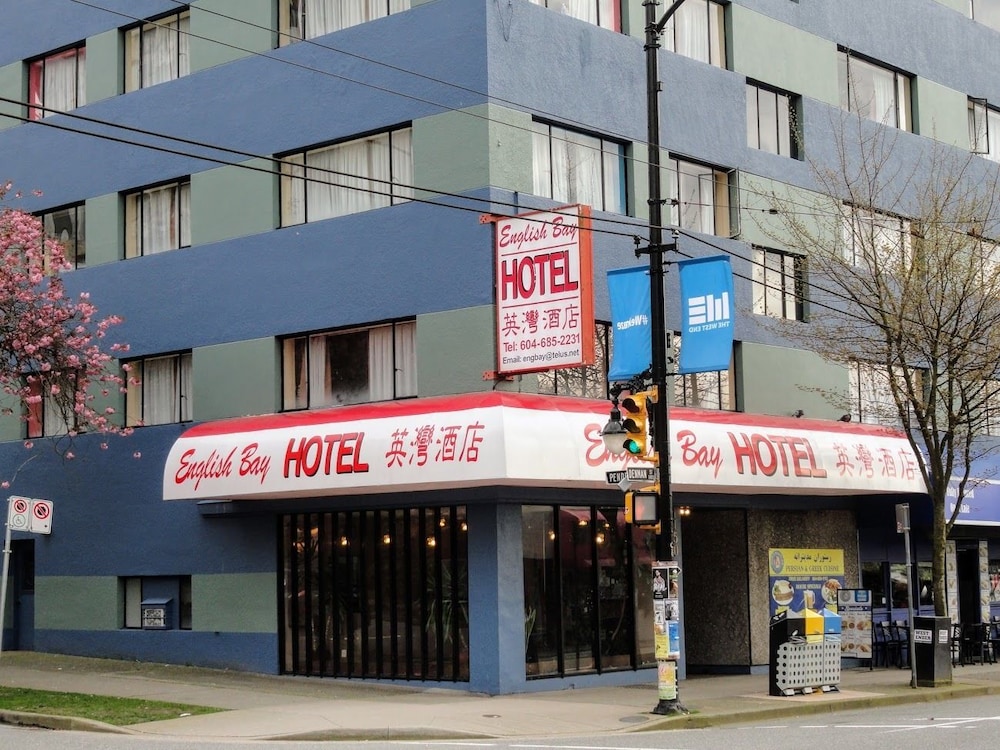 English Bay Hotel 2/62