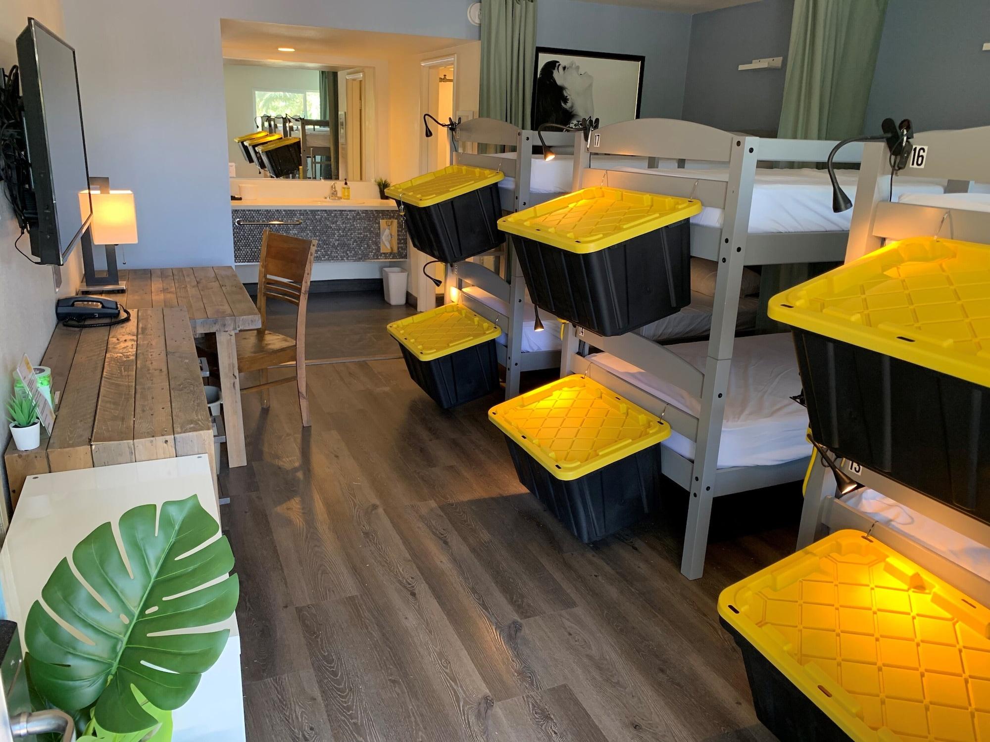 Bposhtels Las Vegas 26/42