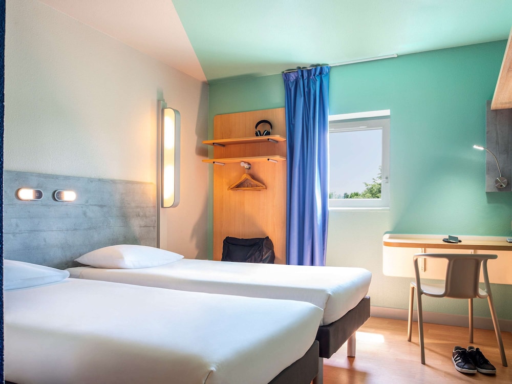 Ibis Budget Grigny Centre 17/40