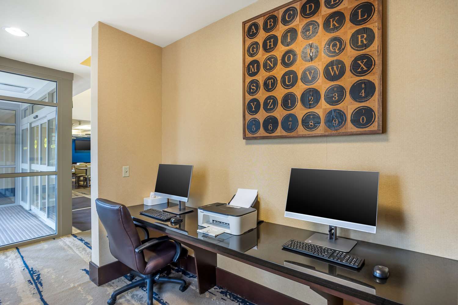 Best Western Plus University Park Inn & Suites 18/23