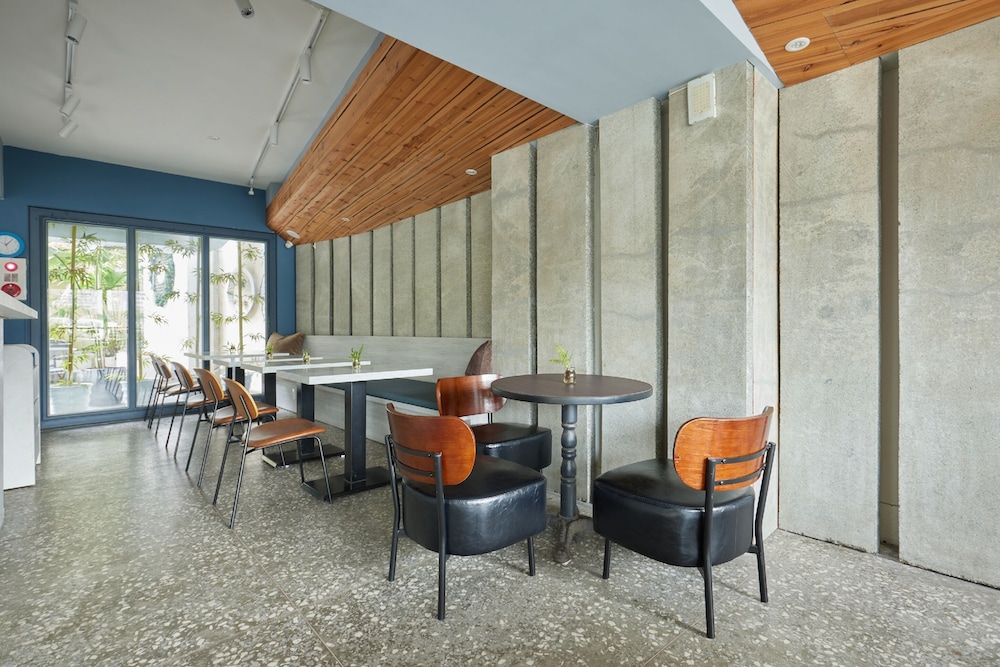 JIA JIA PAPERSUN APARTMENT 55/69