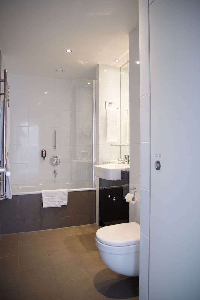 Adina Apartment Hotel Berlin Checkpoint Charlie 63/64