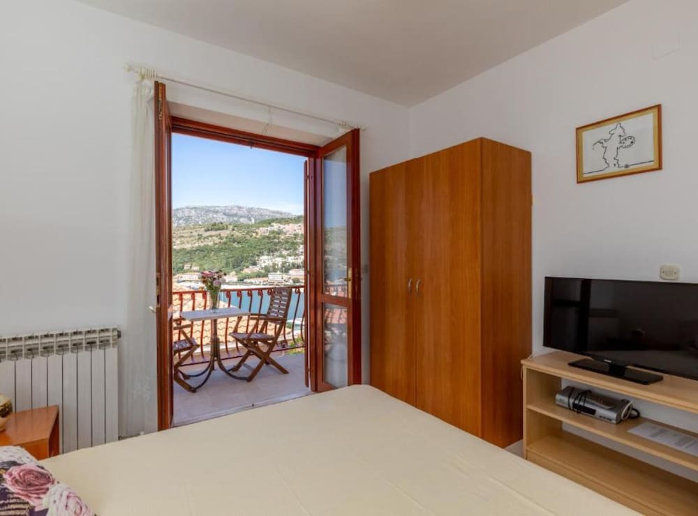 VILLA VALJALO 26/50