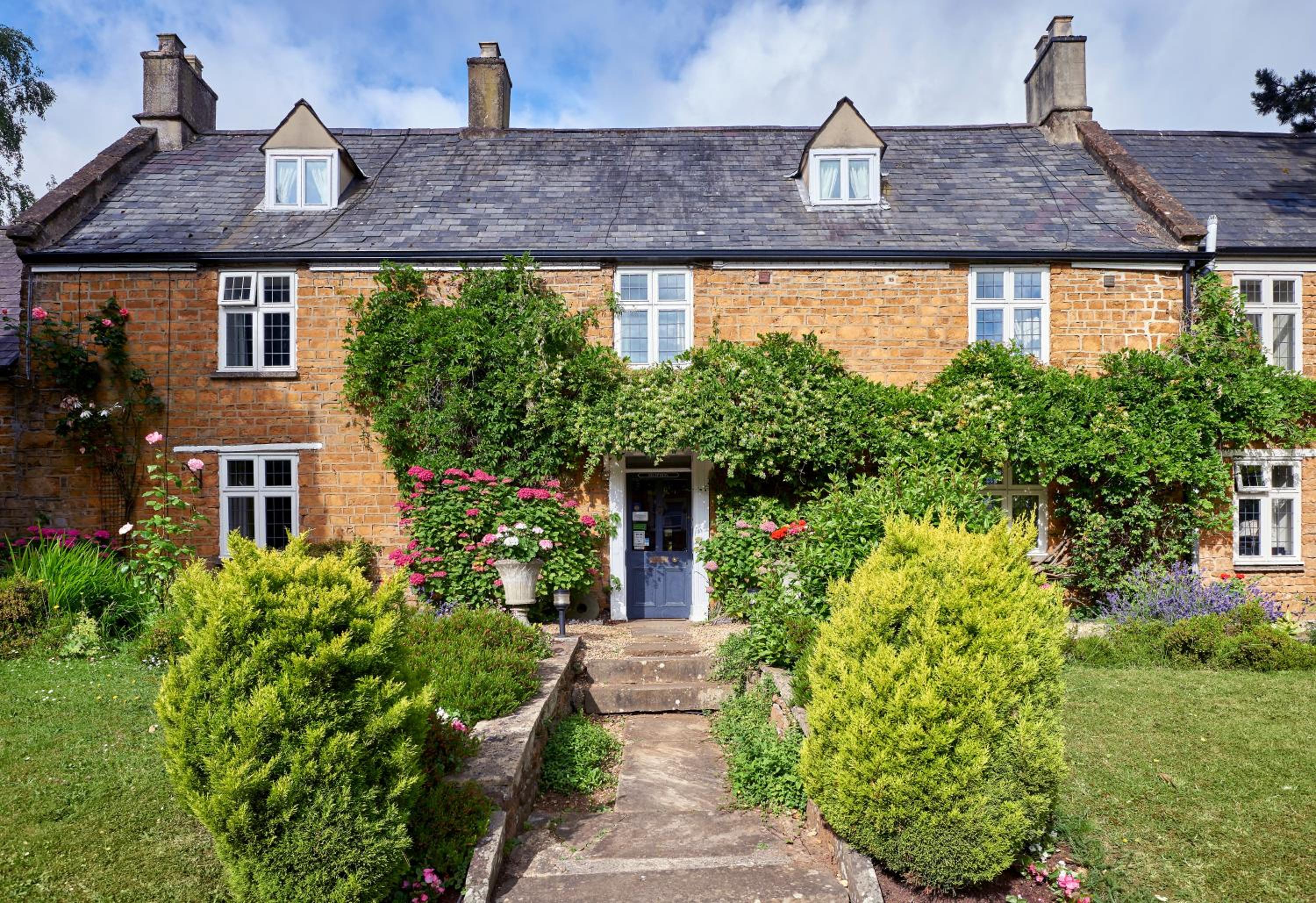 Easington House- Guest House 13/17