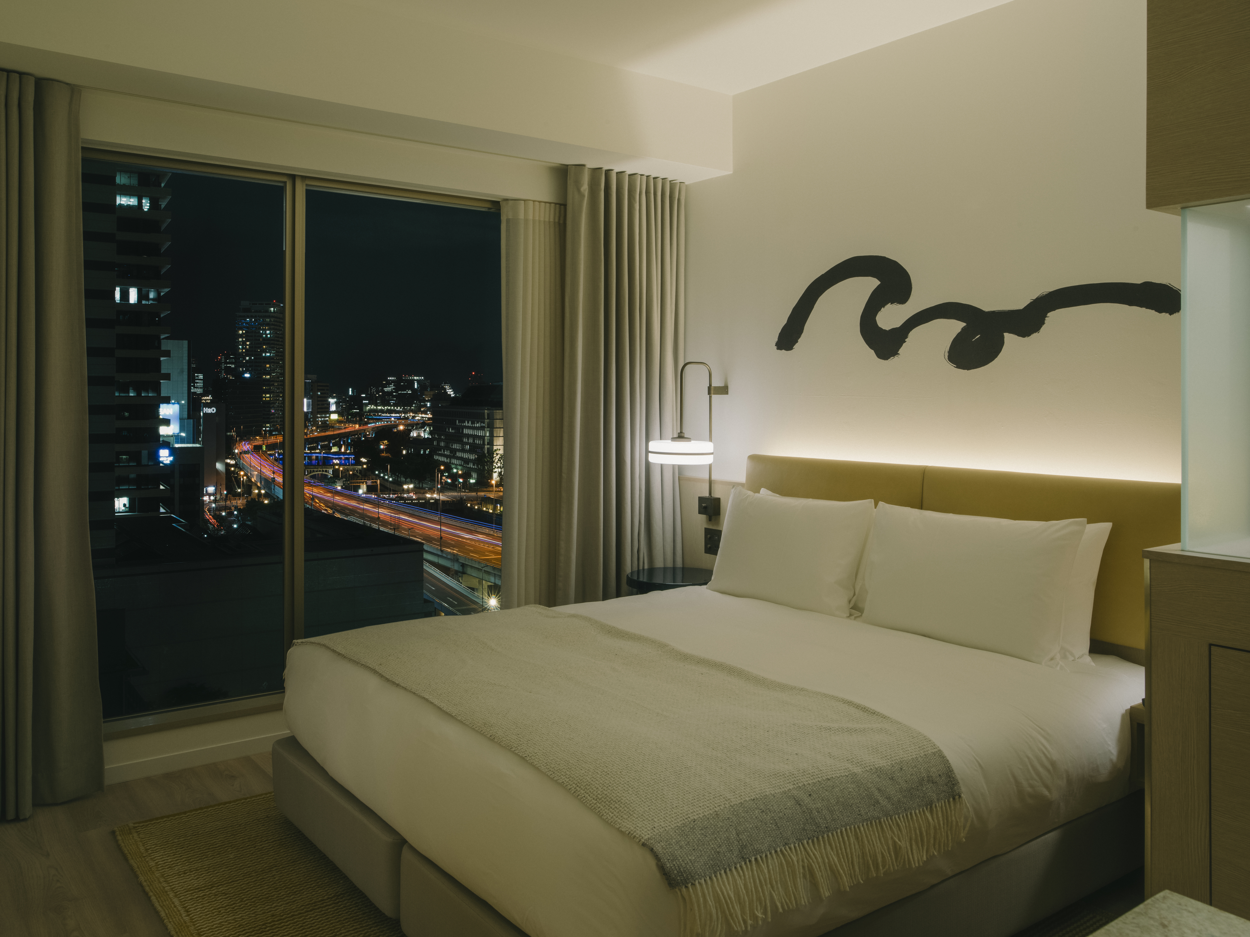 STUDIO KING ROOM