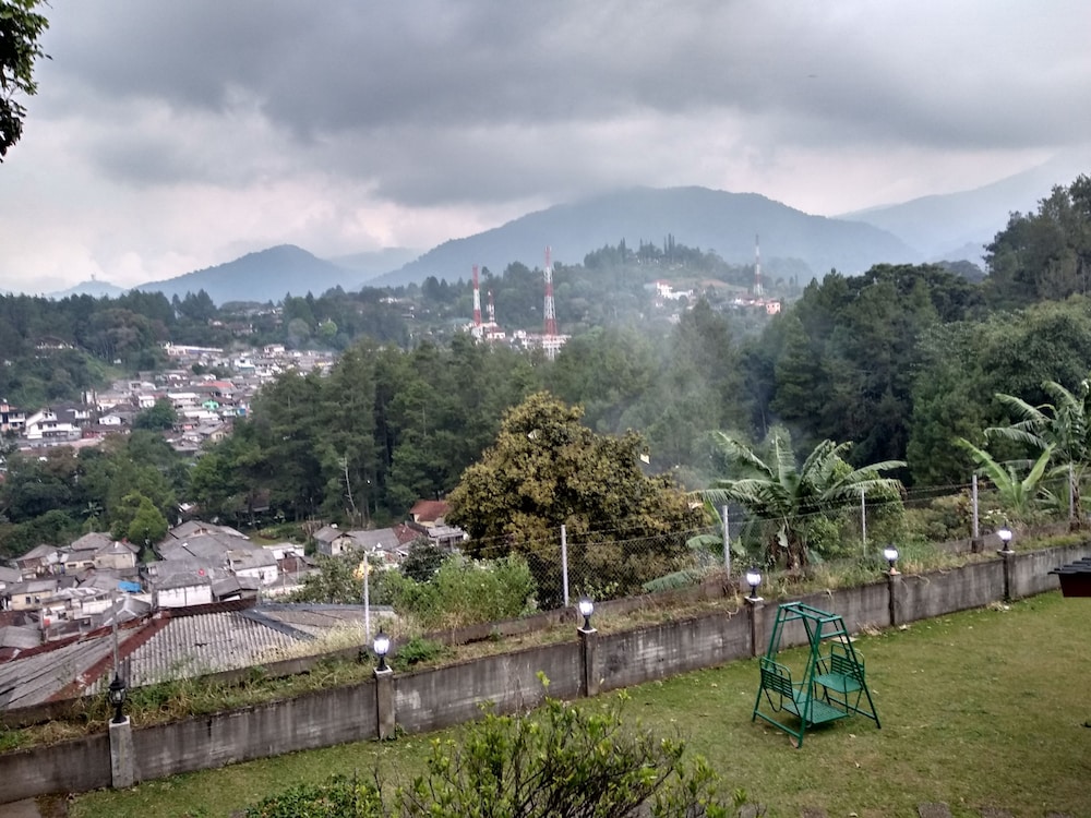The View Villa 18/19