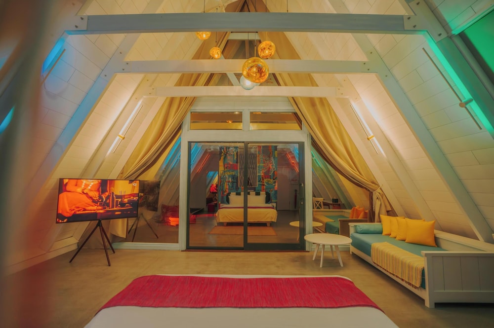 Oaga Art Resort 38/60
