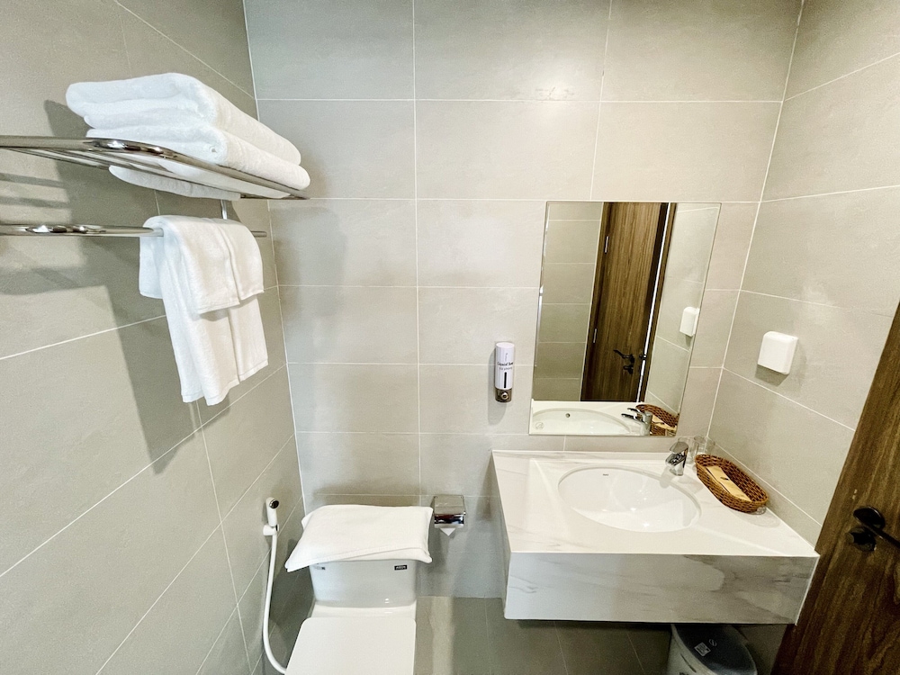 Myrtle Boutique Hotel 28/32