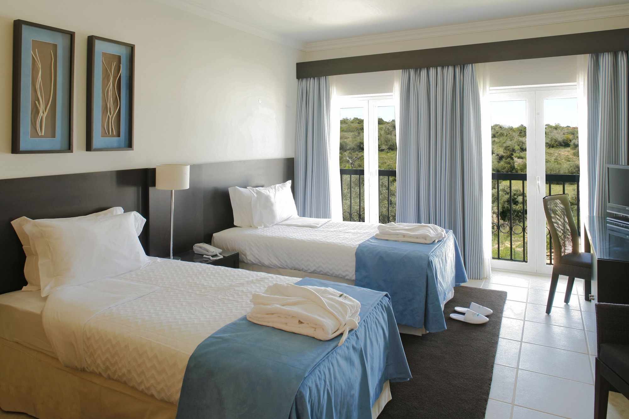 غرفة قياسية بسرير مزدوج أو سريرين منفصلين، Vale D'oliveiras Quinta Resort And Spa 3/5