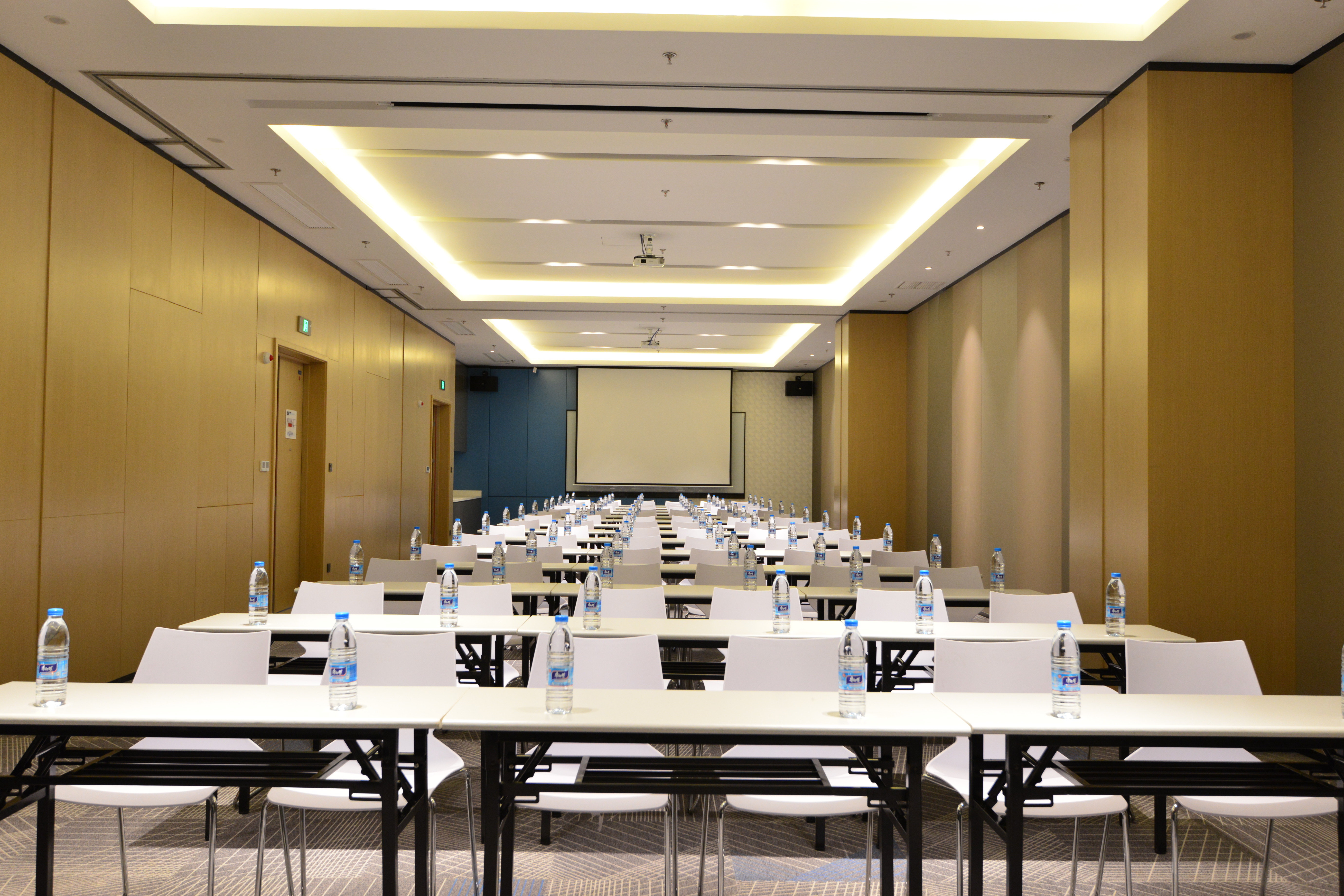 Holiday Inn Express Hangzhou Binjiang 44/52