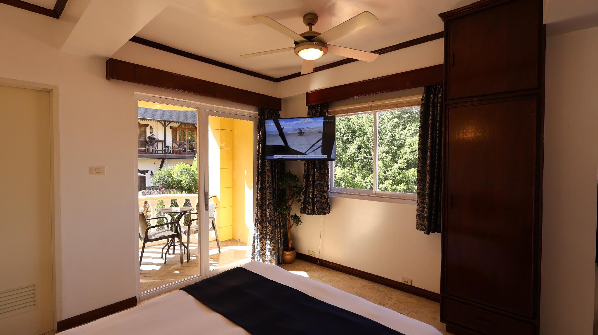 Superior, Deluxe, Double Bed