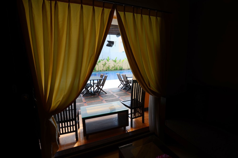 The Grand Santhi Hotel 43/69