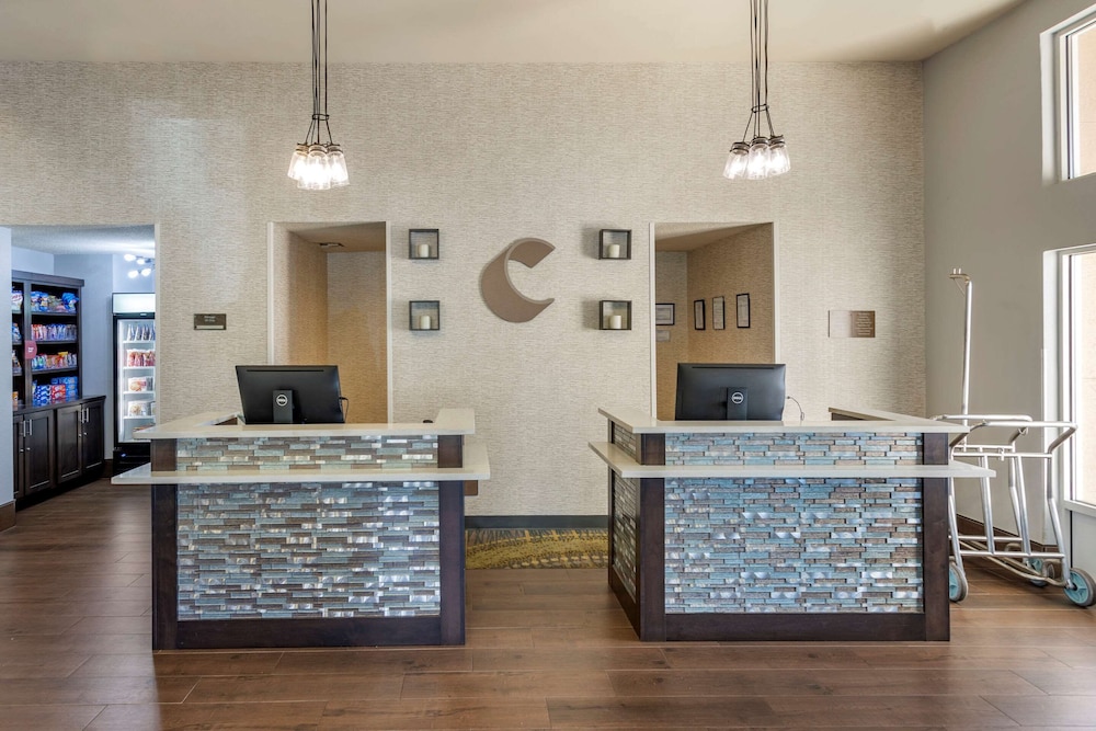 Comfort Suites Nashville Airport - BNA 10/52