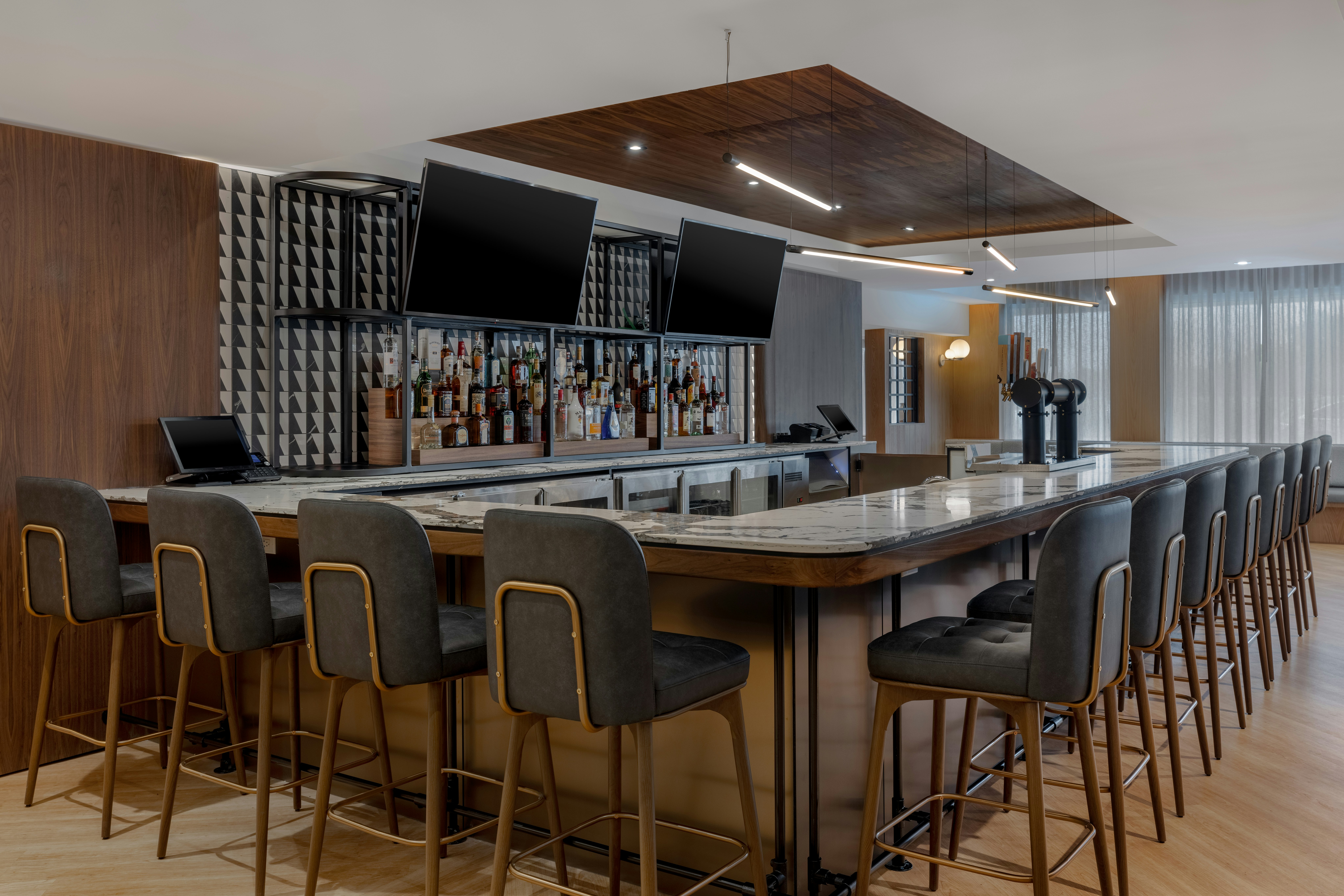 DoubleTree by Hilton Kingston 34/67