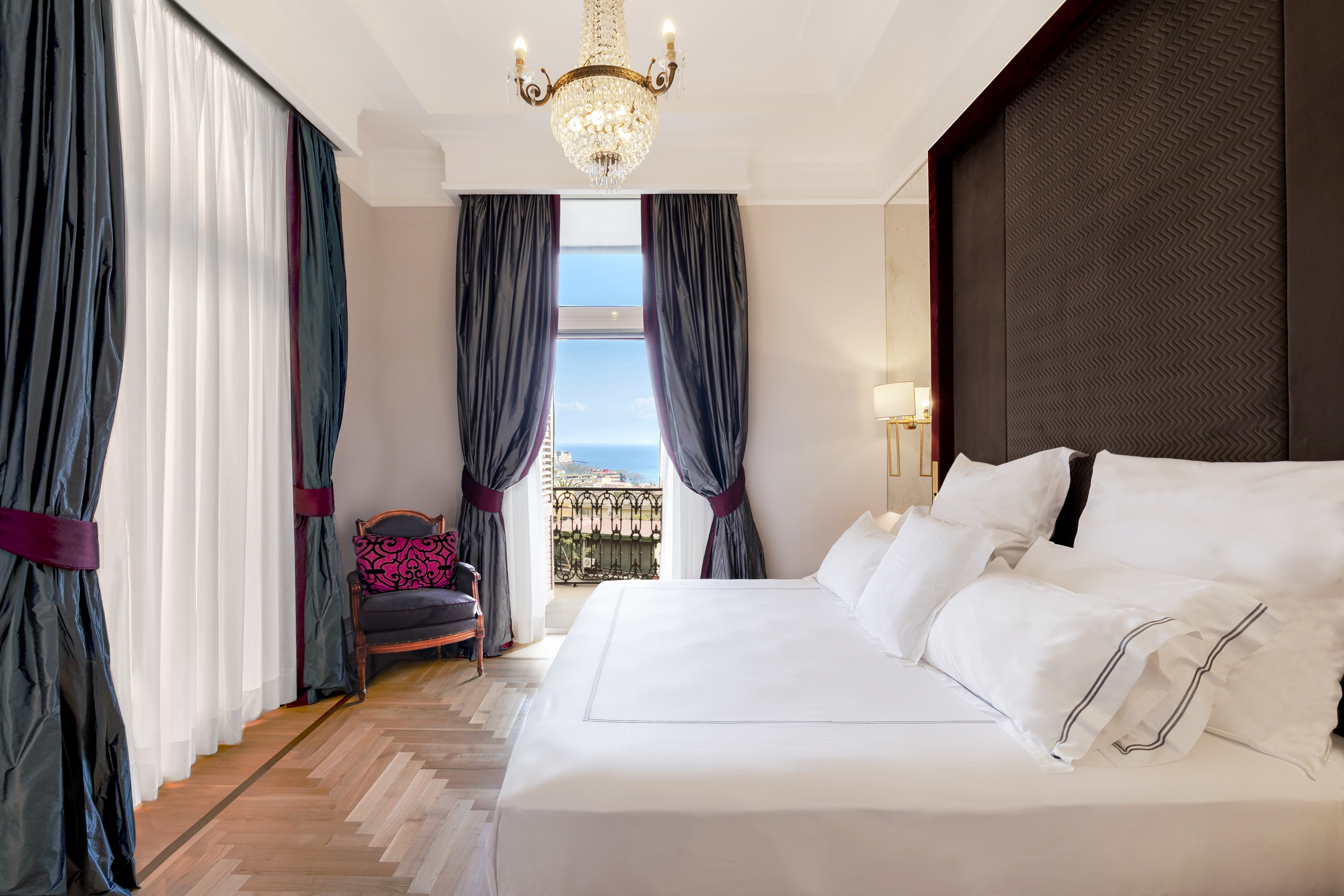 Grand Hotel Parkers 15/81