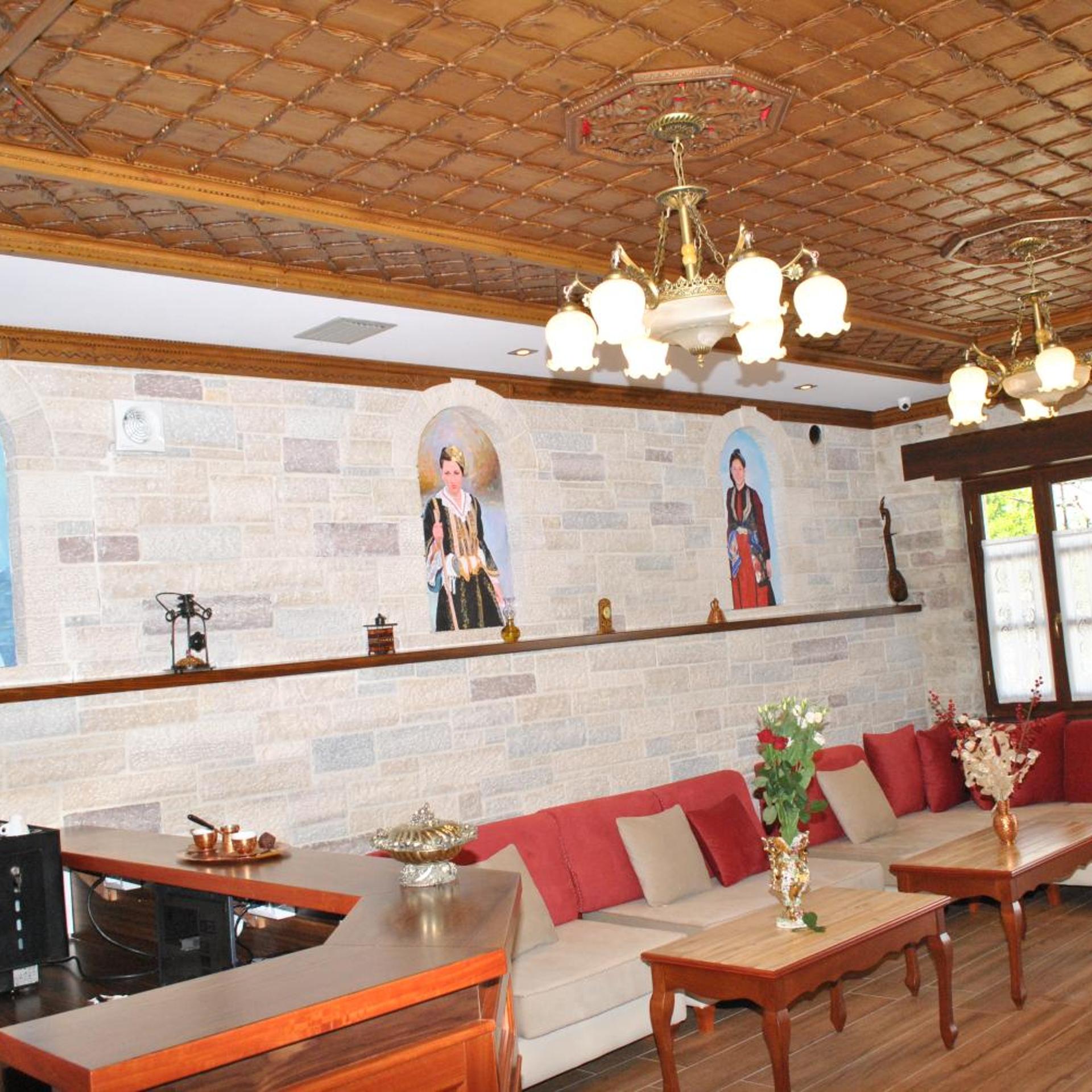 Hotel Kastro 12/68