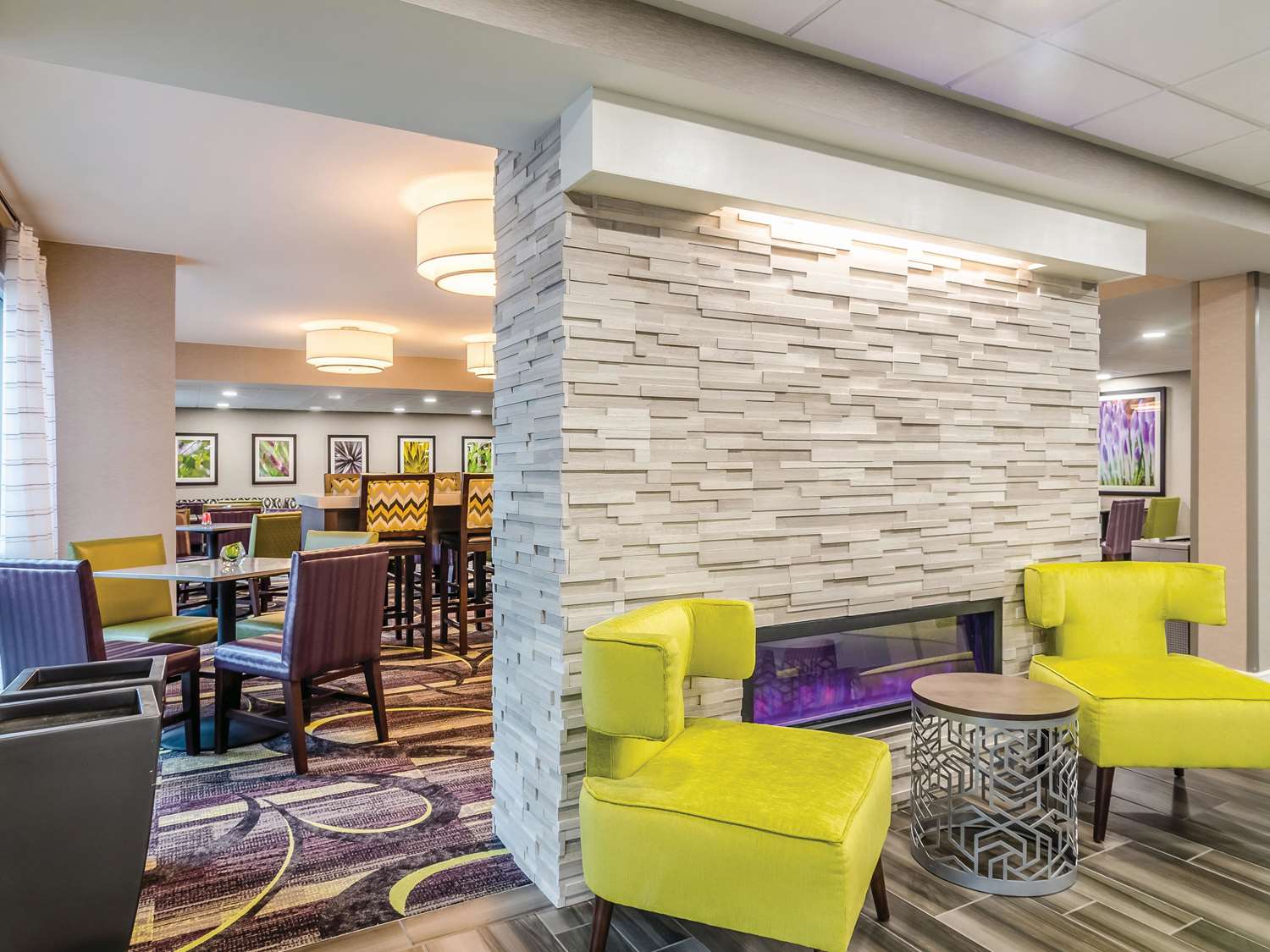 La Quinta Inn & Suites by Wyndham Myrtle Beach - N Kings Hwy 30/42