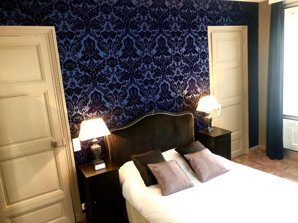 Le Grand Hotel de L Esperance 29/52