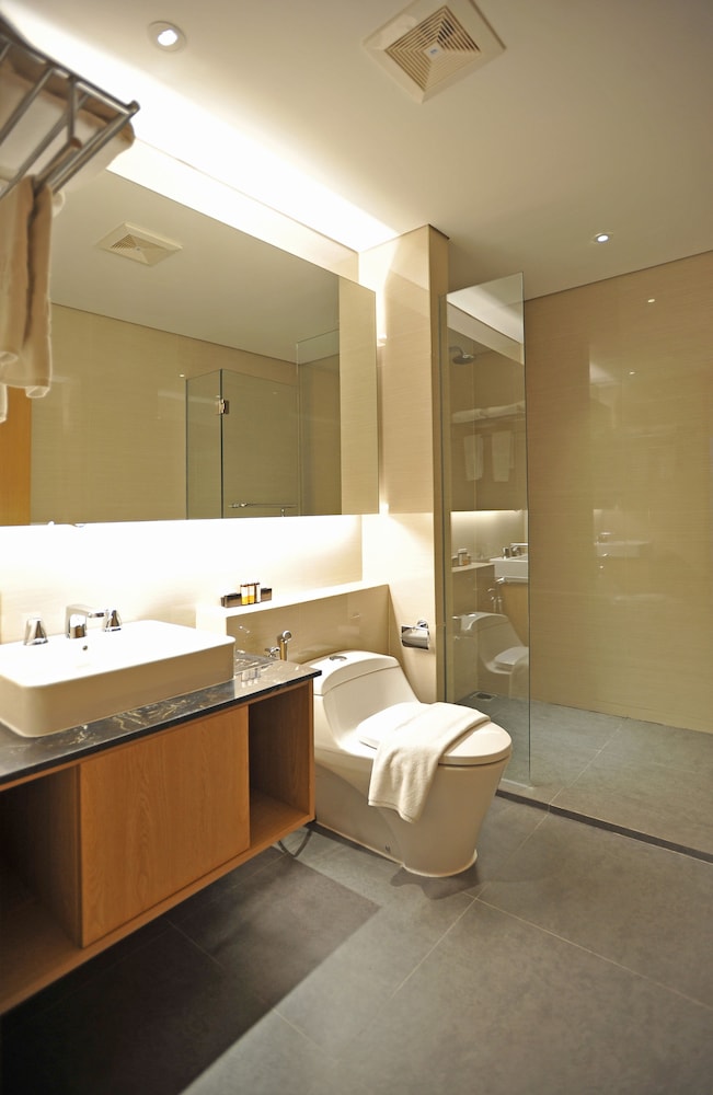 Midtown Residence Surabaya 49/50