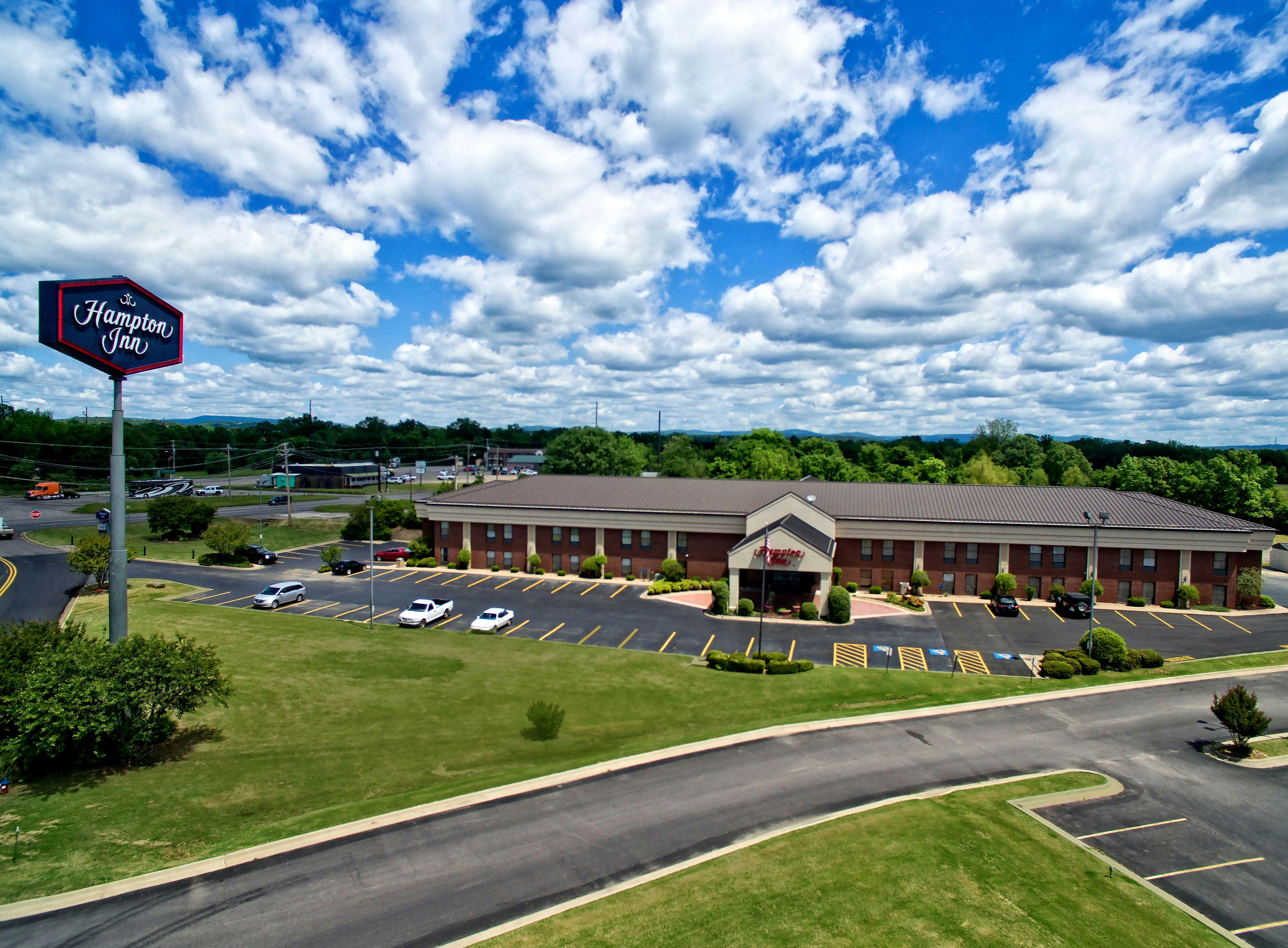 Hampton Inn Clarksville 71/77
