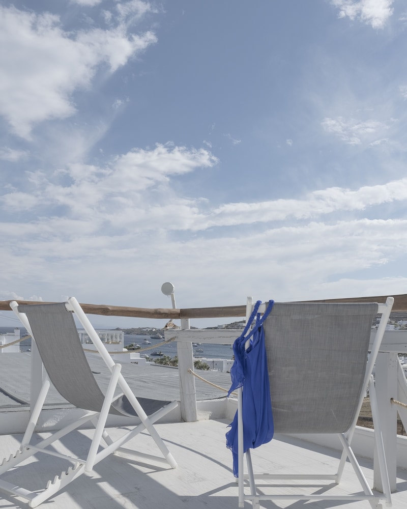 Mykonos Essence Hotel 37/47