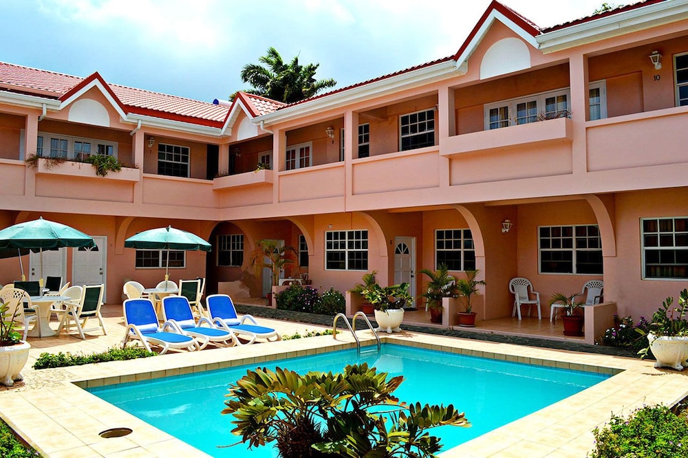 Beachcross Villa Apartments 2/19